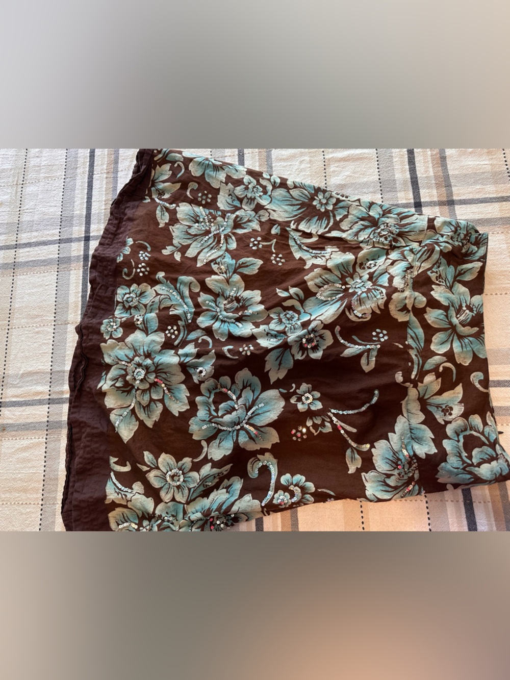 Flowery sparkly skirt